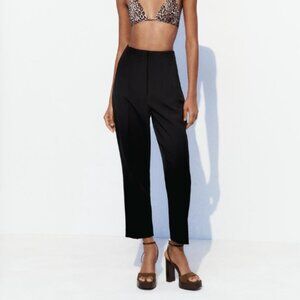 Zara High-Waisted Pants (Size M)